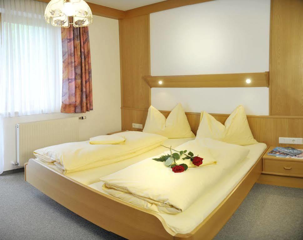Alpenbad Aparthotel รัมเซา อัม ดาคชไตน์ ภายนอก รูปภาพ